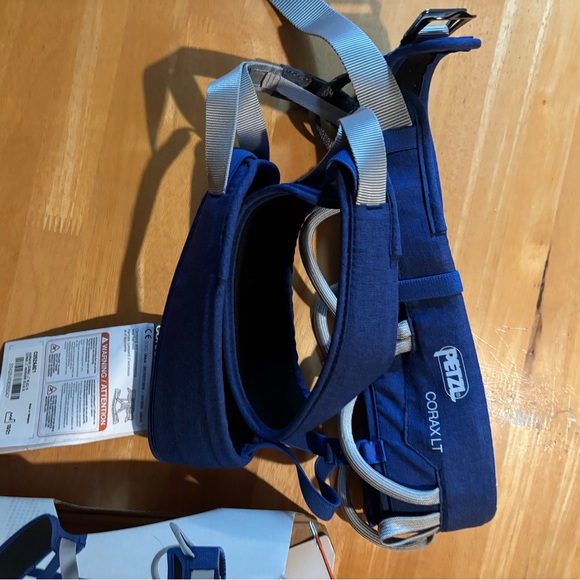 PETZL CORAX LT Women's Climbing Harness -  Blue - Picture 4 of 4